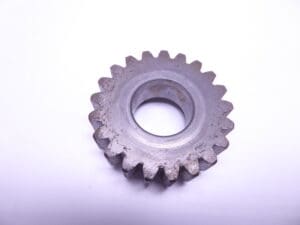 256-17141-01 Gear 4th pinion Yamaha TX650/750, XS1-2, XS650 New - Image 2
