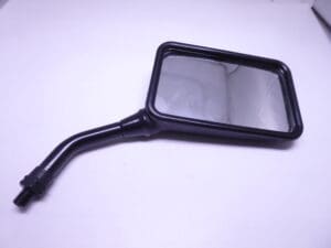 31A-26290-00 Mirror R. Yamaha XJ750/900 Seca,XV920,XJ750 maxim new