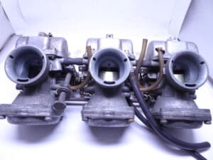 13200-31621 Carburator set assy Suzuki GT750 L,M,A used complete - Image 5