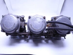 13200-31621 Carburator set assy Suzuki GT750 L,M,A used complete - Image 4