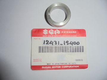 12431-15400-1 Spacercrank valve guide RG & RGB
