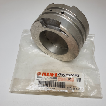 174-11511-02 Cover crank RD200 