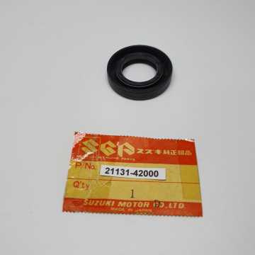 21131-42000 Oil seal Ignition / prim. shaft RG500 / RGB500