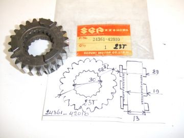 24361-42000 Gear 6th Driven 23T (Second Hand) RG500 – 3 Used