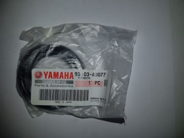 93103-40077 Oil seal crankshaft R/H.YamahaTZ250/TZ350 racing C-D-E-F-G new