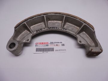 240-25330-00 Brake shoe(set) rearwheel Yam.TD/TR2-3 / TZ250/TZ350 A-B New