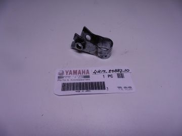 4KM-25887-10 Holder cable R.H. Front caliper XJ900S as 