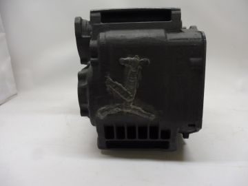 11321-15400 Crankcase (bottom) Suzuki RGB500 1883 used