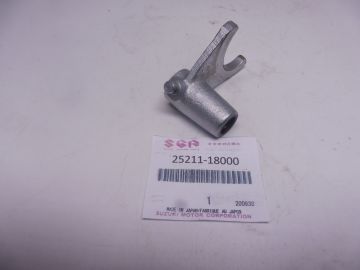 25211-18000 Fork 2e driven gear Suzuki GT250-380 / T250-350