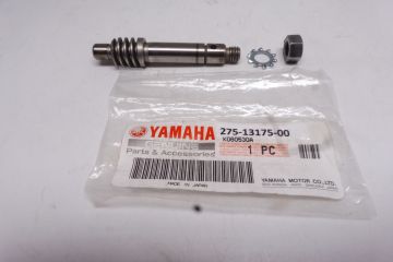 275-12436-00 Shaft gear drive oil pump Yamaha RD250-350 1972 till1976 new