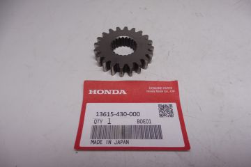 13615-430-000 Gear primary drive 20T Honda CR250 78/79/80 used but perfect.