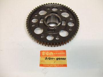 21211-42000 Gear Primary driven 60T. RG500 