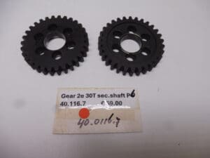 40.116.7 / 40.0116.7 Gear 2nd  30T (on second shaft) Minarelli P6 new