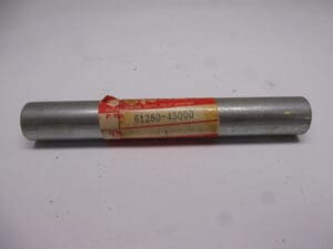 61280-45000 Spacer swingarm Suzuki GS 550/750 original new