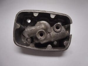 12330-354-000 Cover cylinder head R. side Honda CB200 used
