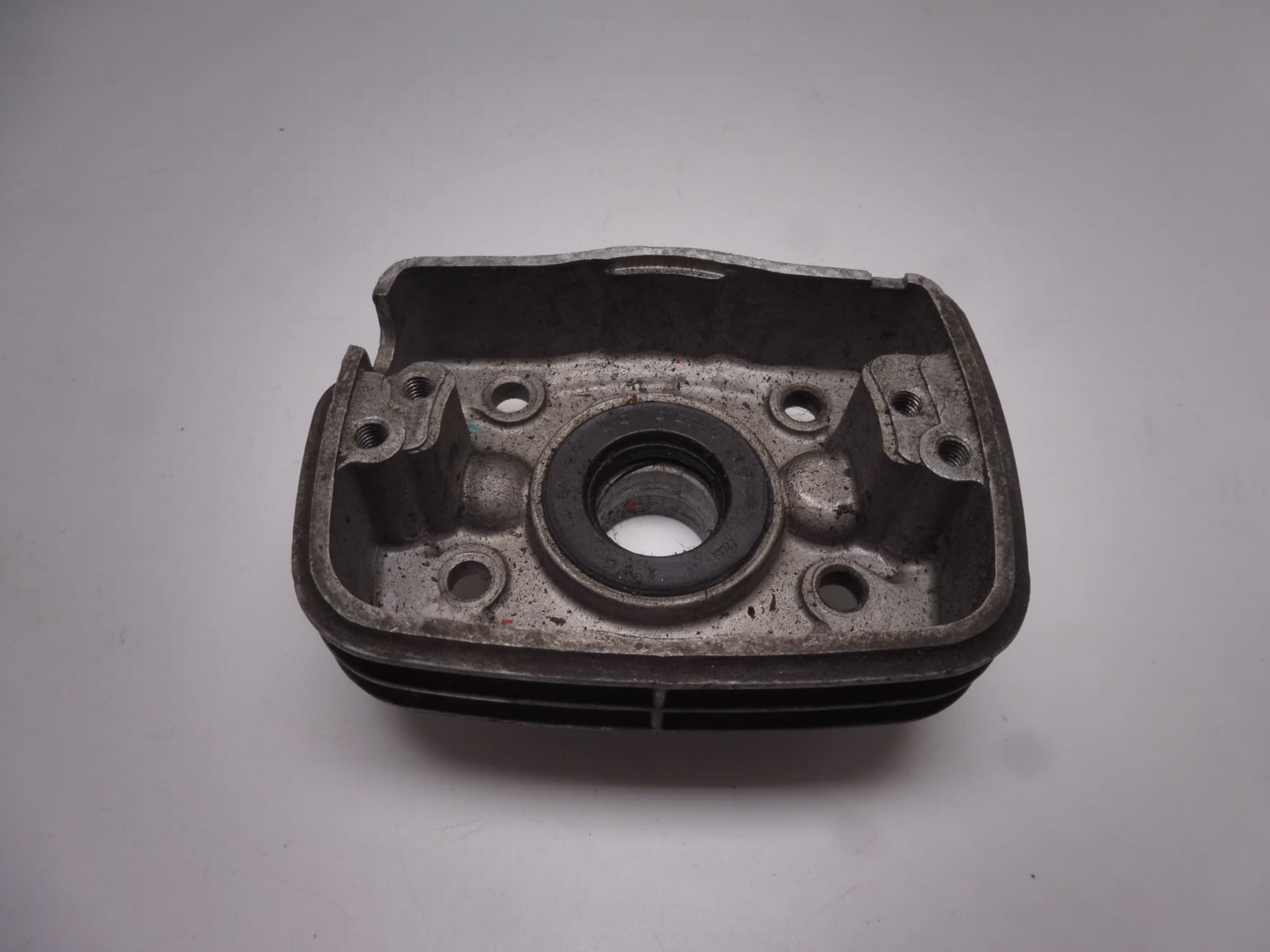 30361-354-000 Base point cylinder head Honda CB/CL 200 used