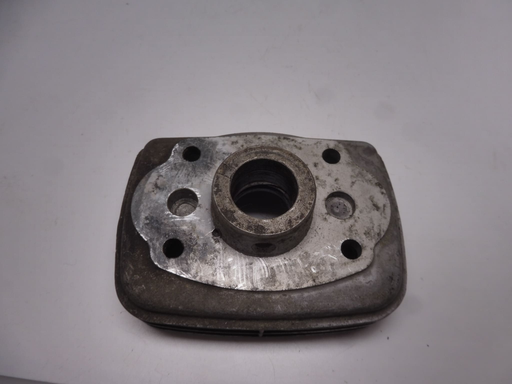 30361-354-000 Base point cylinder head Honda CB/CL 200 used - Image 2