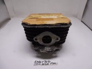 Alternative view of 11210-20310 Cylinder with piston Suzuki RM80T new, cylinder used