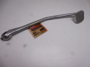 1J7-27211-00-93 Rear brake pedal Yamaha XS750 original new