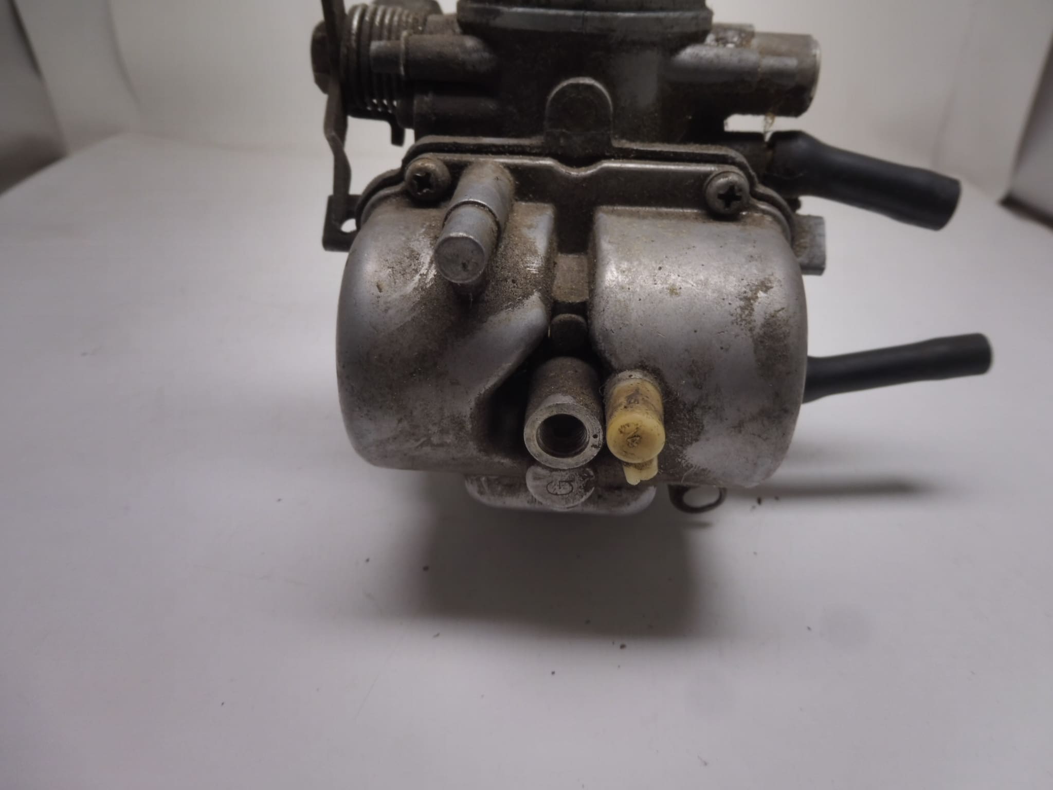 341-14902-04 Carburator assembly R. Yamaha TX750 '73-'74 used - Image 4