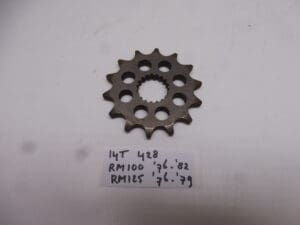 27511-41300  Front sprocket RM 100'76-'79/RM 125 '76-'82 14T new