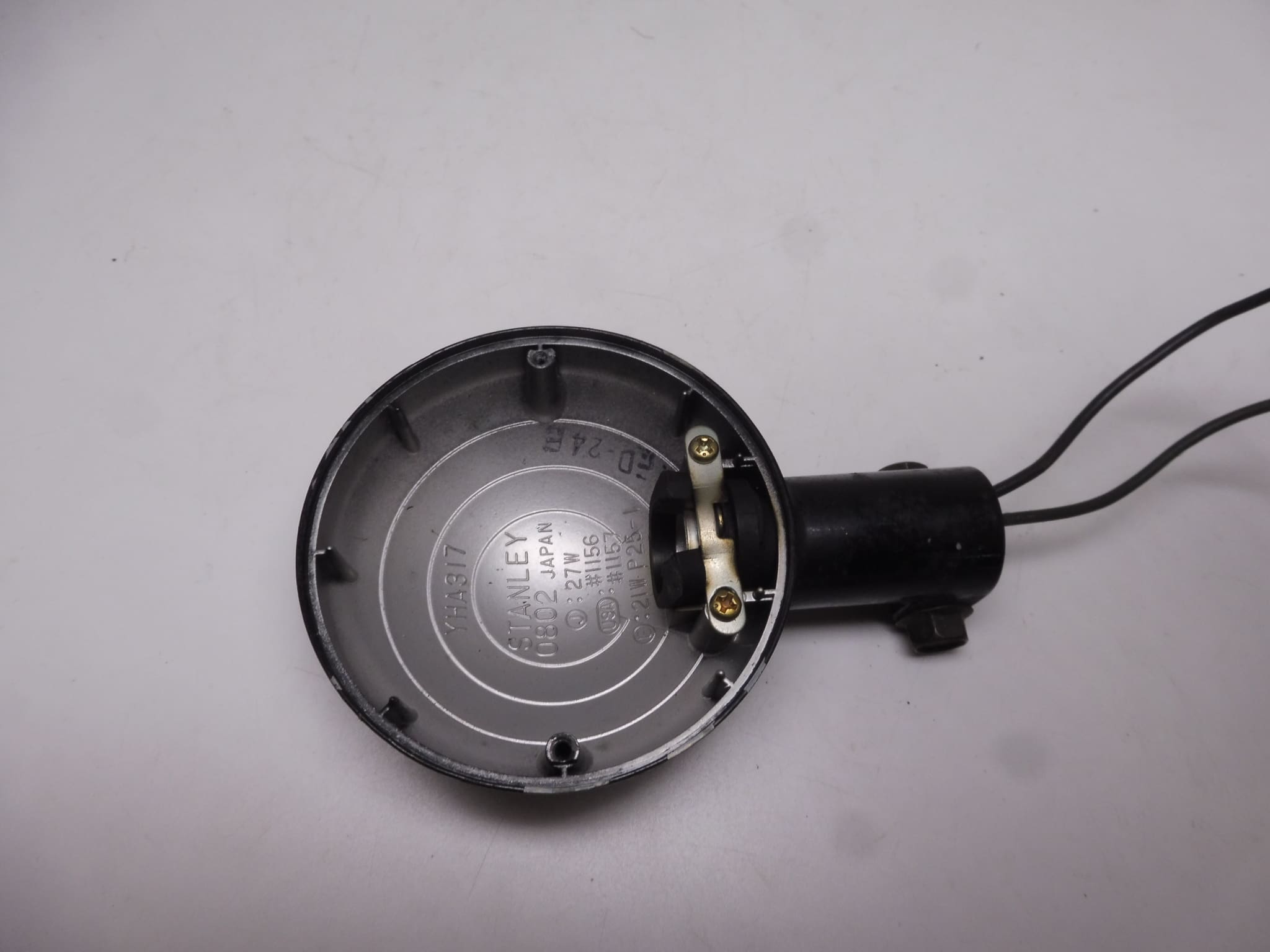 5K7-83310-G0 Turn signal light metal Yamaha XS1100S w/o lens original - Image 2