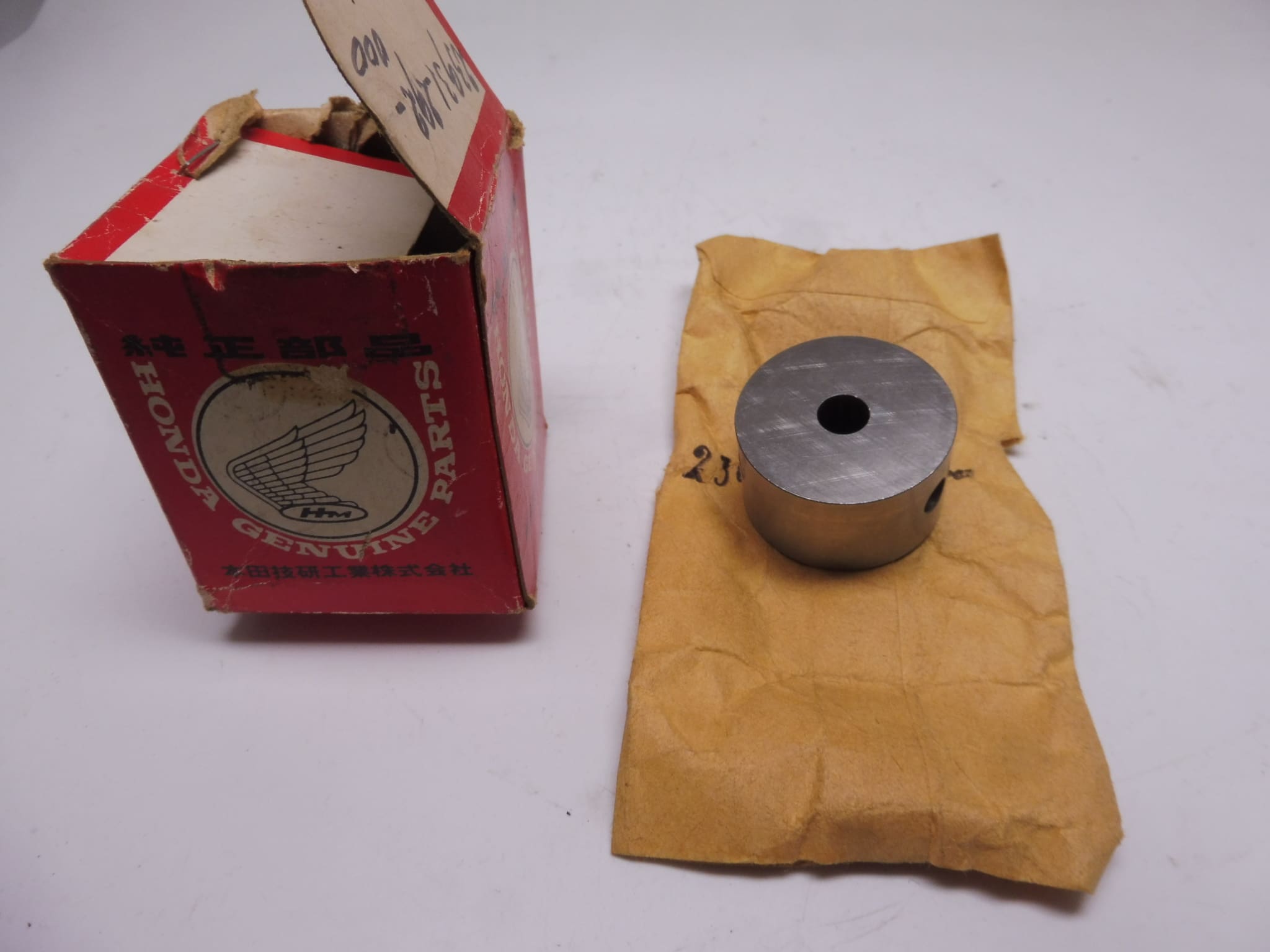 23931-292-000 Needle bearing mainshaft Honda CB450/CB500T/CL450 new - Image 2