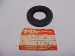 09283-30036 Oil seal  Suzuki GSX 400F 30x56x7 original new