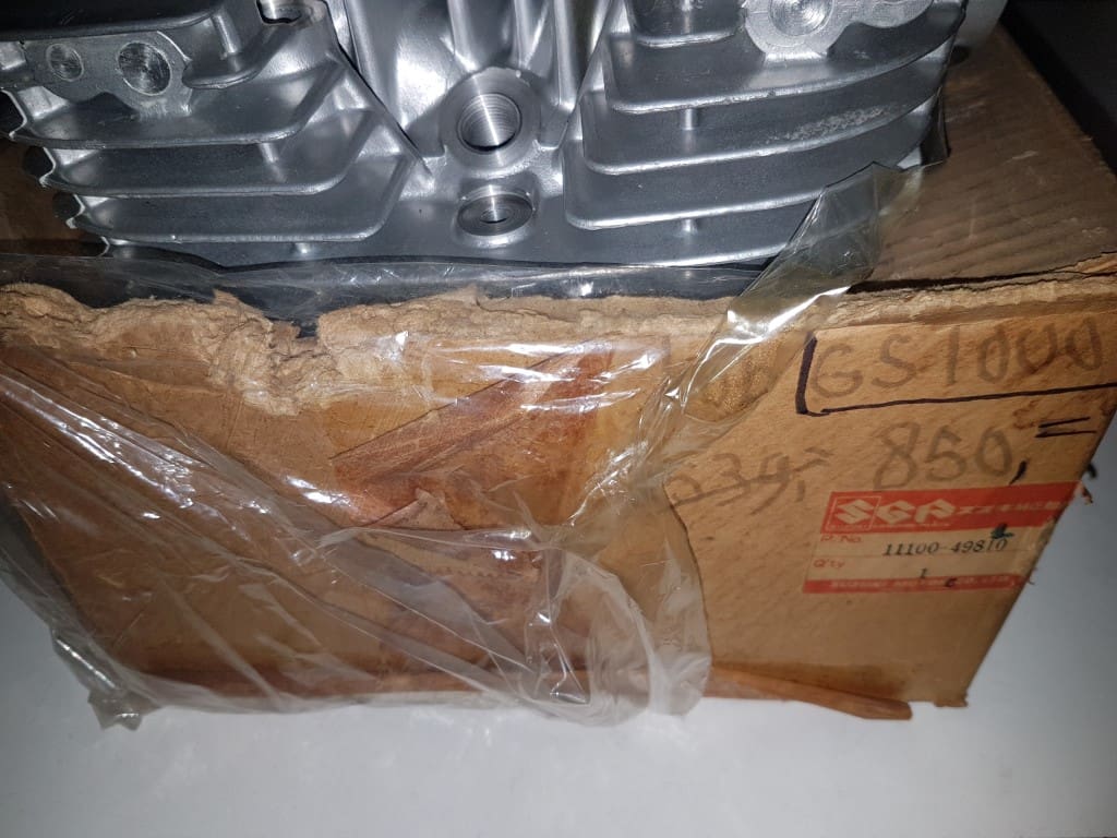 Suzuki - 11100-49810_1 - GS850/GS1000 - Cylinder