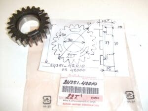 Suzuki - 24351-42010 - RG500 - Transmission