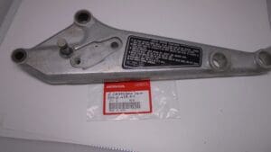 Honda - 50610-438-611_1 - CB750/CB900 - Footrest