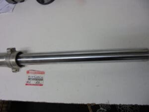 Suzuki - 51103-42020 / 51103-42030 - RG500 - Front Fork & Front Fender