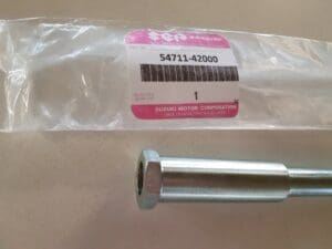 Suzuki - 54711-42000_1 - RG500 - Front Wheel