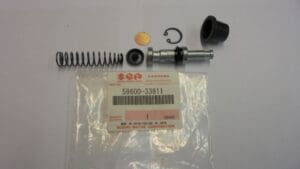 59600-33811 / 59600-33810 Master cil.kit front Suzuki GS400/GS650/GS550/GT250/GT500/GS750/GS1000/GT380