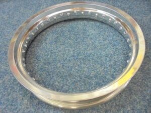 Suzuki - 65311-42000_1 - RG500-1 till 6 models - Rim rearwheel.