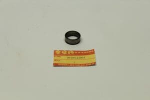 09180-22001 Spacer gearbox T500 68-75 / GT500 76-77 as new