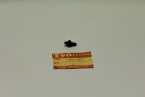 12842-32411 Screw valve adjusting DR500 / DR650 / DR750 / LS650