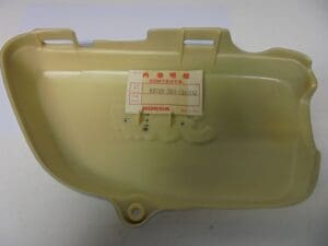 Honda - 83700-333-010NQ_1 - CB350 - Frame Cover