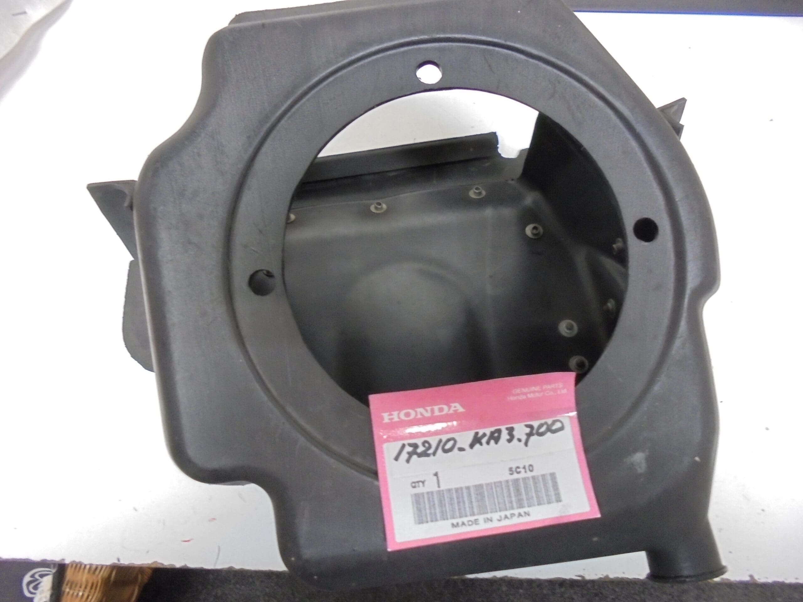 Honda - 17210-KA3-700_1 - CR125 - Carburetor