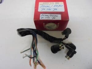 Honda - 37581-323-000_1 - CB500/CB750 - Head Lamp