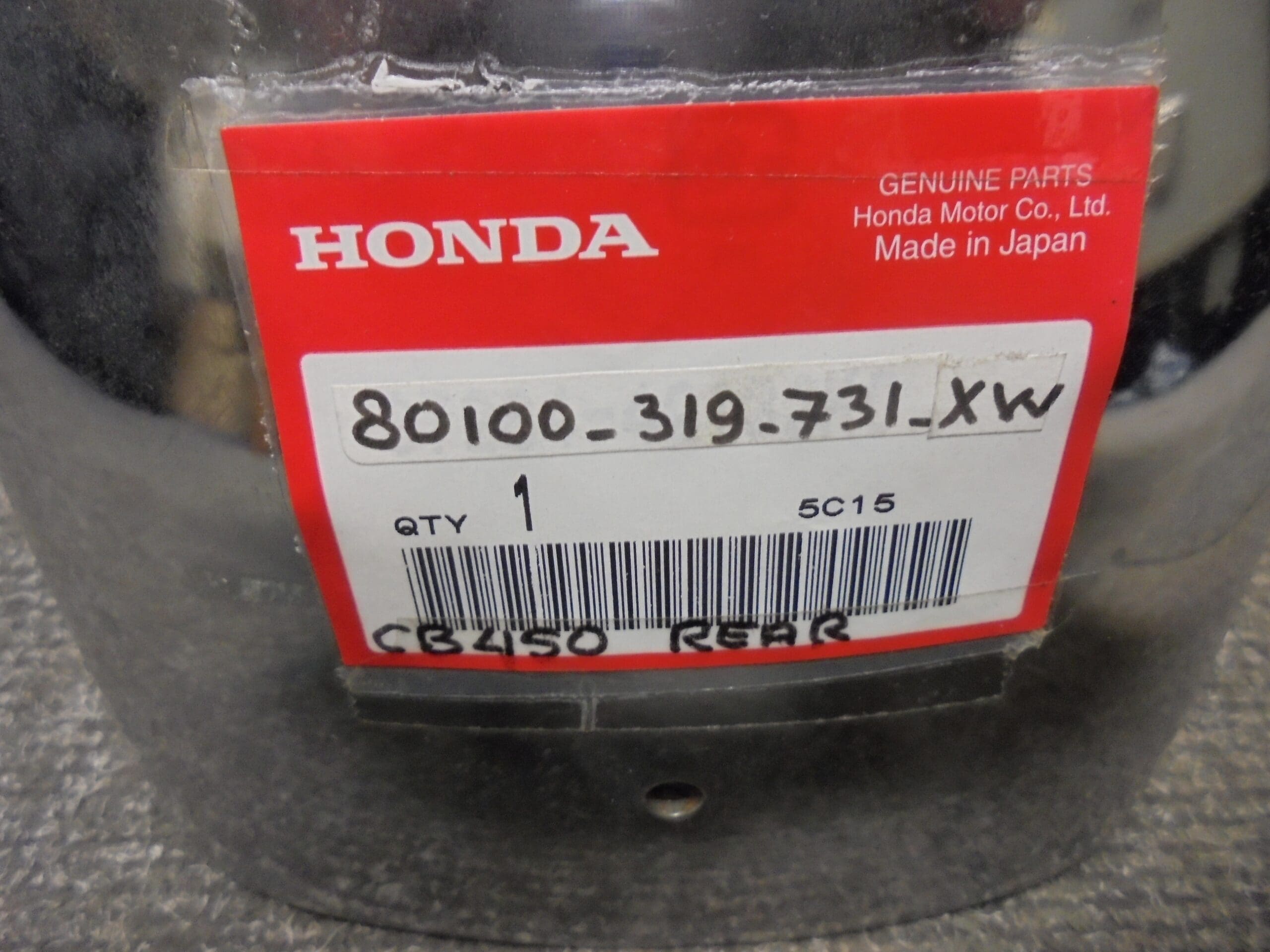 Honda - 80100-319-730XW_1 - CB450 - Rear Fender
