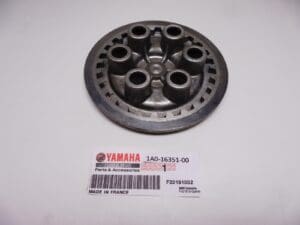 Yamaha - 1A0-16351-00 - RD350LC/RD400 - Clutch