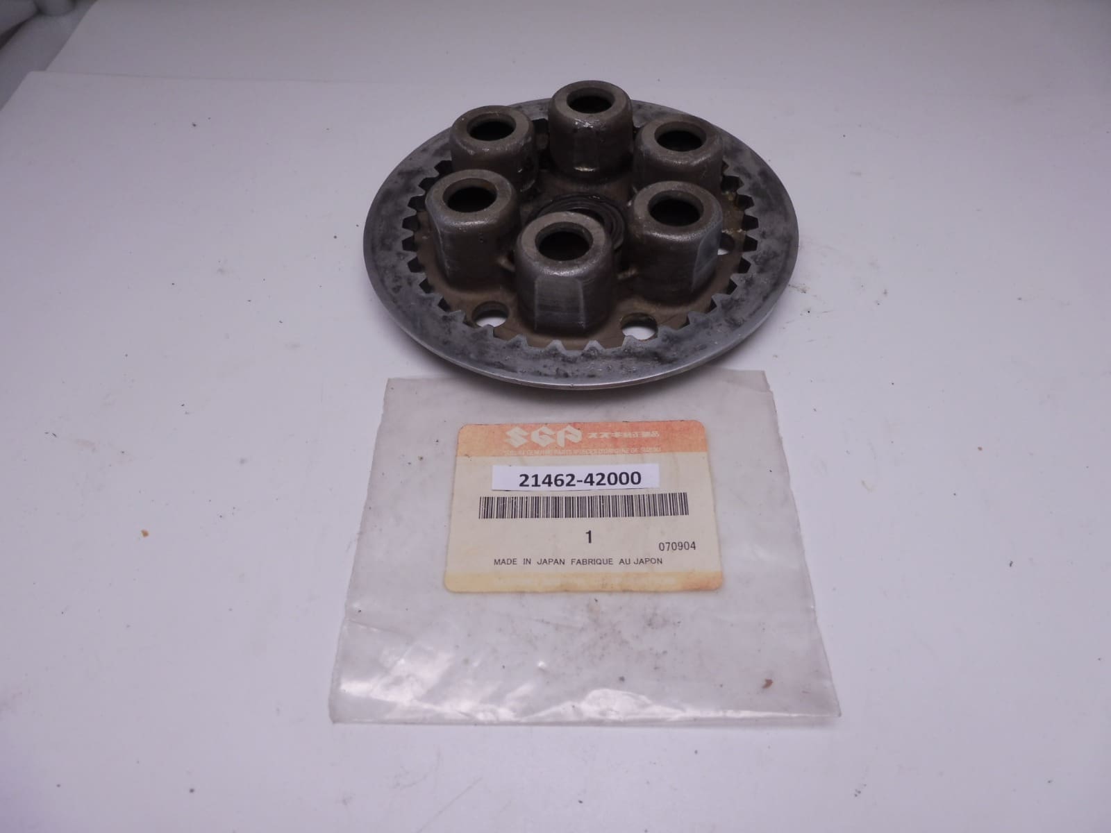 Suzuki - 21462-42000 - RG500 - Clutch