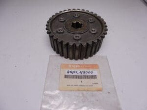 Suzuki - 21411-42000 used - RG500 - Clutch
