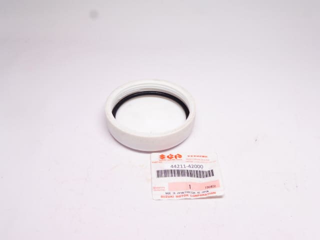 44211-42000 Cap on inlet Fuel Tank RG500 mk.1 - mk.6