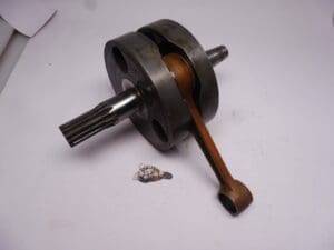 Yamaha - 1A1-11400-01 - RD400 - Crankshaft L.H.half