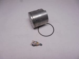 Yamaha - 240-11633-00-96 (S/H)_1 - TD2 - Piston with ring