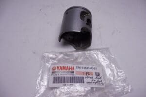 1RK-11631-00-96-97-98 Piston TZ250 '82 or later your choice used but perfect