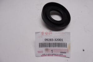09283-32001 Seal crankshaft Suzuki T250-350-GT250 new 32x65x12