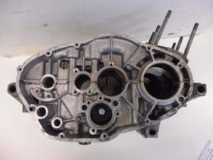 11303-18801 ?? Crankcase assy Suz.T20/250/350 used but perf.cond.